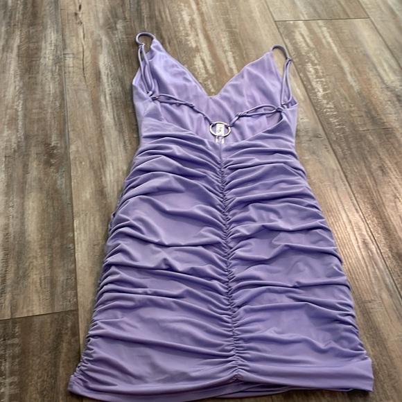 lucy in the sky ruched bodycon dress in purple small - Picture 7 of 9